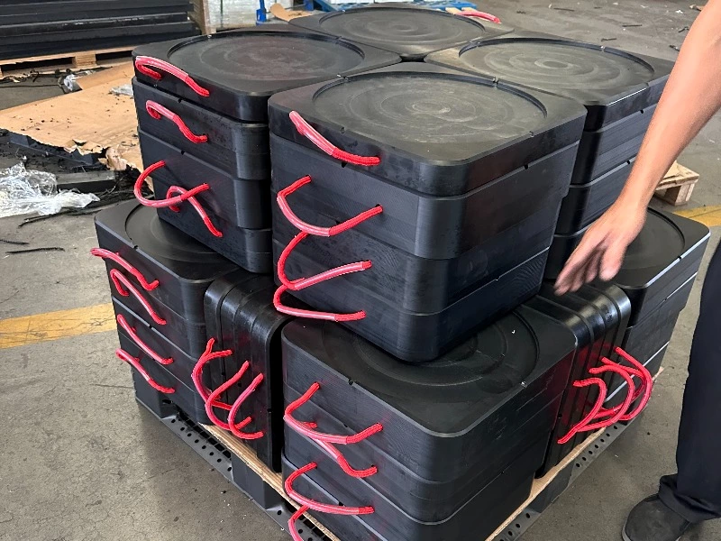 Uhmwpe Outrigger Pad